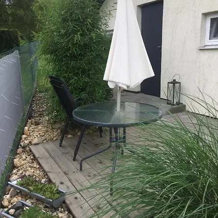 Studiovy Apartman V Zahrade Police nad Metuji Exterior photo