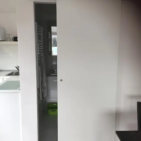 Studiovy Apartman V Zahrade Police nad Metuji Exterior photo